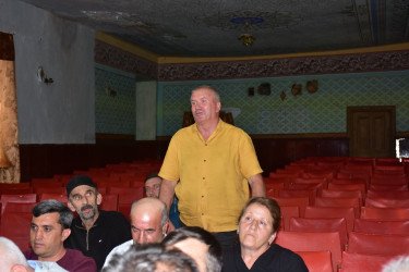 Qax Rayon İcra Hakimiyyətinin başçısı Elvin Paşayev Sarıbaş kəndində səyyar qəbul keçirib