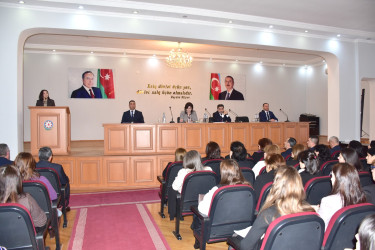 Qax Rayon İcra Hakimiyyətinin başçısı Elvin Paşayev rayon təhsil işçiləri ilə görüşərək onlarla fikir mübadiləsi aparıb