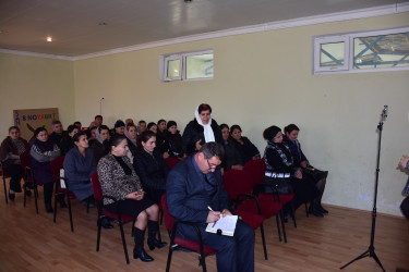 Qax Rayon İcra Hakimiyyətinin başçısı Elvin Paşayev Baydarlı kəndində sakinlərlə  görüşüb.