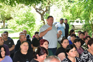 Qax Rayon İcra Hakimiyyətinin başçısı Elvin Paşayev İngiloy Kötüklü kəndində səyyar qəbul keçirib