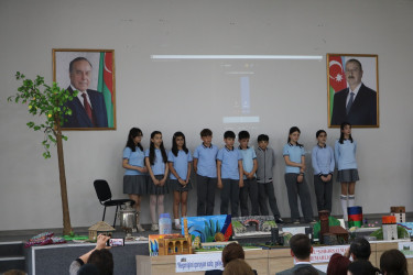 Qax şəhər V.Əliyev adına 3 saylı tam orta ümumitəhsil məktəbində “Memarlıq və Şəhərsalma İli”nə həsr olunmuş “Qaxın dünəni, bu günü və sabahı” adlı maarifləndirici tədbir keçirilib.