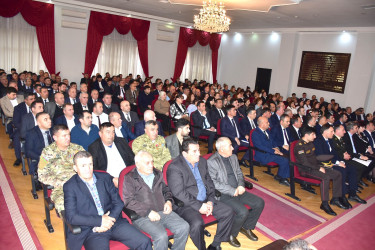 Qax rayonunun 2025-ci ilinin sosial-iqtisadi inkişafının yekunları və həmin müddətdə görülən işlər barədə Rayon İcra Hakimiyyəti başçısının hesabat yığıncağı keçirilib