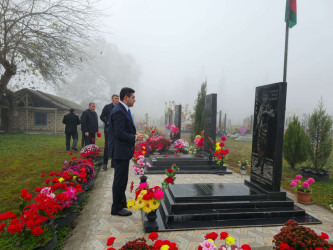 Rayon İcra Hakimiyyətinin başçısı Elvin Paşayev mütəmadi olaraq şəhid ailələrini ziyarət edir