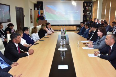 Qax rayonunda 18 oktyabr- Müstəqilliyin Bərpası Günü qeyd olunmuşdur.