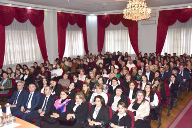 Qax Rayon İcra Hakimiyyətinin başçısı Elvin Paşayev rayon təhsil işçiləri ilə görüşərək onlarla fikir mübadiləsi aparıb