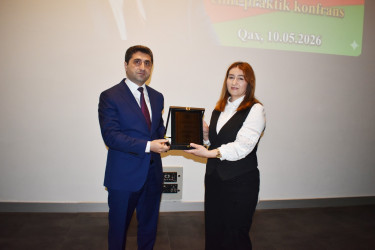 Qax Rayon İcra Hakimiyyətinin təşkilatçılığı ilə rayonda Ulu Öndər Heydər Əliyevin anadan olmasının 103-cü ildönümü qeyd olunub.