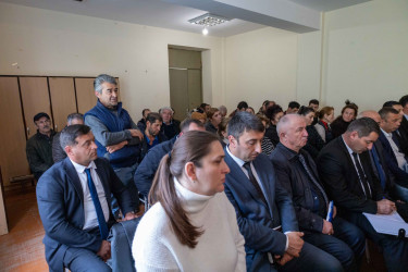 Qax Rayon İcra Hakimiyyətinin başçısı Elvin Paşayev Ləkit-Kötüklü kəndində səyyar qəbul keçirib