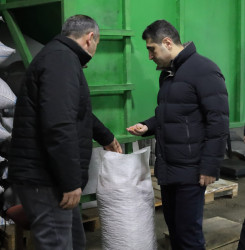 Qax Rayon İcra Hakimiyyətinin başçısı “AZERNUTS” MMC-nin fəaliyyəti ilə tanış olub