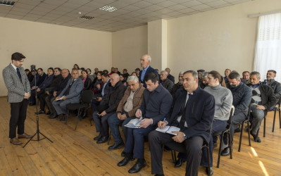 Qax Rayon İcra Hakimiyyətinin başçısı Elvin Paşayev Qorağan kəndində səyyar qəbul keçirib