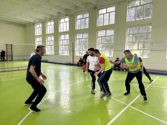 Qax rayonunda ümumtəhsil məktəblərinin müəllimlərdən ibarət komandaları arasında 3x3 basketbol üzrə turnir keçirilib