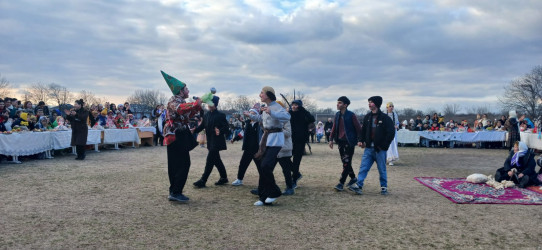 Azərbaycan xalqının ən qədim və sevilən bayramlarından biri olan Novruz bayramı yazın gəlişini, təbiətin oyanışını və yeni ilin başlamasını simvolizə edir