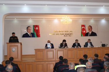 Azərbaycan Respublikası Fövqəladə Hallar Nazirliyinin Dövlət Yanğın Nəzarəti Xidmətinin rəsmi xəbərdarlıq və müraciətlərinə uyğun olaraq, Qax Rayon İcra Hakimiyyətinin təşkilatçılığı ilə dənli və texniki bitkilərin yığılması mövsümündə yanğın təhlükəsizliyinin təmin edilməsinə həsr olunmuş geniştərkibli yığıncaq keçirilib