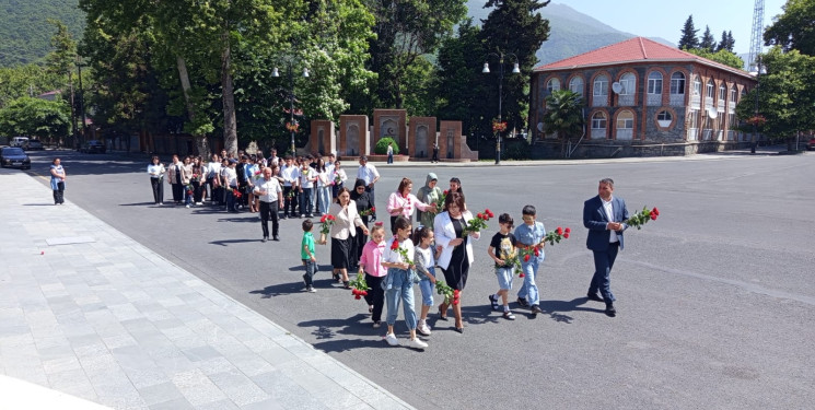 Bu gün dövlətimizin əsas məqsədi uşaqların əmin-amanlıq və sülh içində yaşamasıdır