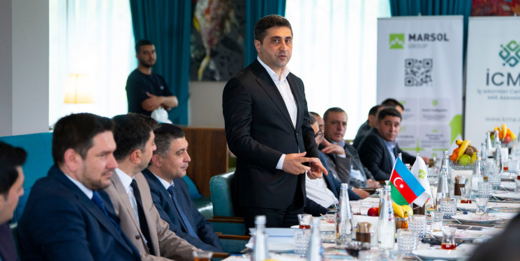 Qaxda sahibkarlığın inkişafı və işgüzar əlaqələrin genişləndirilməsi diqqət mərkəzindədir