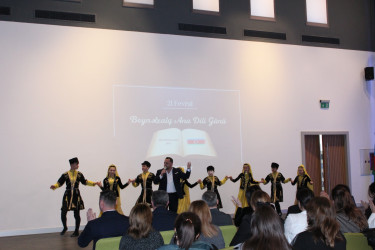 Heydər Əliyev Mərkəzində 21 fevral- Beynəlxalq Ana Dili Gününə həsr olunmuş “Dilimizi qoruyaq” mövzusunda tədbir keçirilib