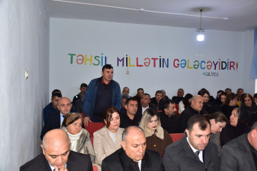 Qax Rayon İcra Hakimiyyətinin başçısı Elvin Paşayev Qaşqaçay kəndində sakinlərlə  görüşüb.