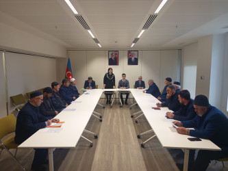 Qax Rayon İcra Hakimiyyəti və Dini Qurumlarla İş üzrə Dövlət Komitəsinin regional bölməsinin birgə təşkilatçılığı ilə Heydər Əliyev Mərkəzində “Müqəddəs Ramazan ayı ilə əlaqədar qarşıda duran vəzifələr” mövzusunda görüş keçirilib.