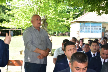 Qax Rayon İcra Hakimiyyətinin başçısı Elvin Paşayev Qaratala kəndində səyyar qəbul keçirib