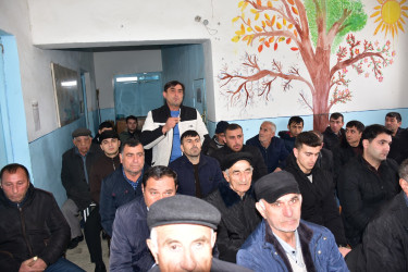 Qax Rayon İcra Hakimiyyətinin başçısı Elvin Paşayev Şotavar kəndində səyyar qəbul keçirib