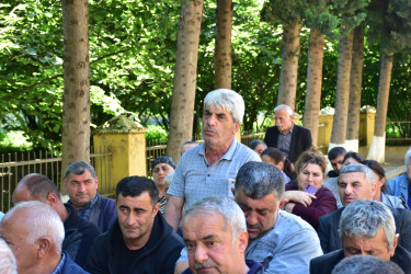 Qax Rayon İcra Hakimiyyətinin başçısı Elvin Paşayev Oncallı kəndində səyyar qəbul keçirib