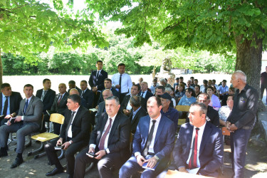 Qax Rayon İcra Hakimiyyətinin başçısı Elvin Paşayev Qaratala kəndində səyyar qəbul keçirib