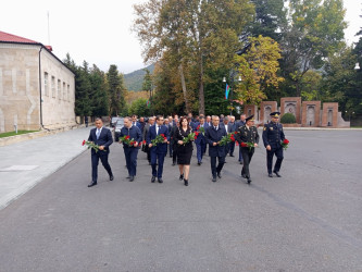 Müstəqilliyimizin bərpası günü, yalnız keçmişi anmaq deyil, eyni zamanda gələcək üçün yeni hədəflər müəyyən etmək, müstəqil Azərbaycanı daha da irəlilətmək üçün bir imkandır