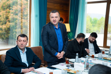 Qaxda sahibkarlığın inkişafı və işgüzar əlaqələrin genişləndirilməsi diqqət mərkəzindədir