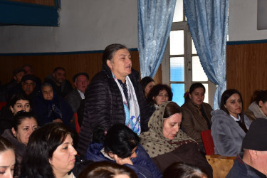 Qax Rayon İcra Hakimiyyətinin başçısı Elvin Paşayev İlisu kəndində səyyar qəbul keçirib