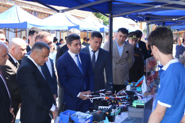 Qax Rayon İcra Hakimiyyətinin təşkilatçılığı, Dövlət Məşğulluq Agentliyinin Şəki-Zaqatala Regional filialı və Qax Peşə Liseyinin dəstəyi ilə Qax şəhərinin qədim tarixi hissəsində - “İçəribazar” tarix-mədəniyyət kompleksində Peşə festivalı keçirilib.