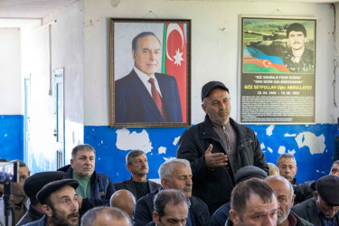 Qax Rayon İcra Hakimiyyətinin başçısı Elvin Paşayev Marsan kəndində səyyar qəbul keçirib