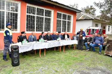 Qaxda kənd təsərrüfatı texnikalarına dair maarifləndirici görüş və səyyar xidmət keçirilib