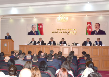 Qax rayonunun 2025-ci ilinin sosial-iqtisadi inkişafının yekunları və həmin müddətdə görülən işlər barədə Rayon İcra Hakimiyyəti başçısının hesabat yığıncağı keçirilib