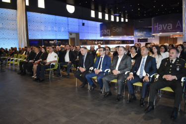Dövlət Suverenliyi Günü müstəqilliyimizin dönməzliyini, ərazi bütövlüyümüzün bərpasını və xalqımızın sarsılmaz iradəsini təcəssüm etdirən tarixi gündür
