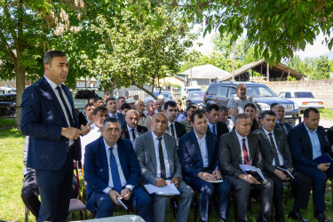 Qax Rayon İcra Hakimiyyətinin başçısı Elvin Paşayev Tanqıt kəndində səyyar qəbul keçirib