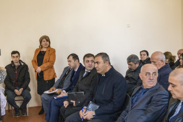 Qax Rayon İcra Hakimiyyətinin başçısı Elvin Paşayev Meşəbaş kəndində səyyar qəbul keçirib